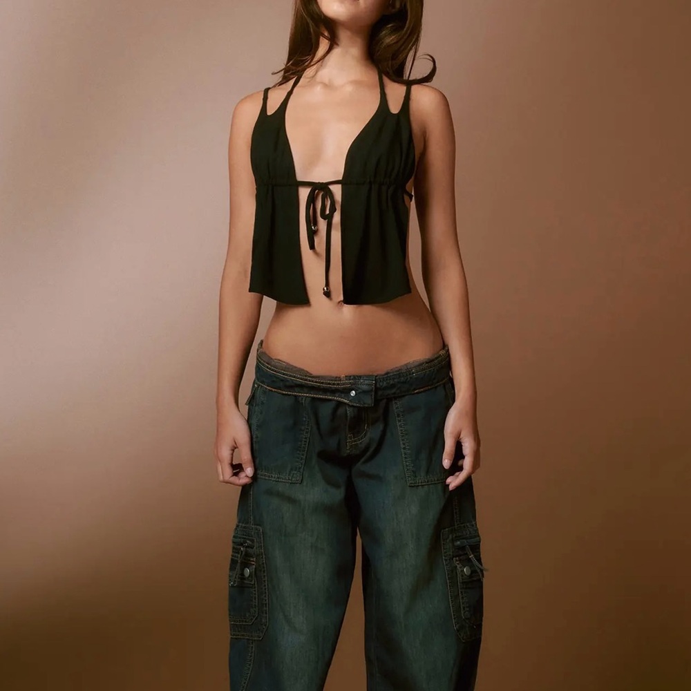 Black tie tank top perfect for festivals!